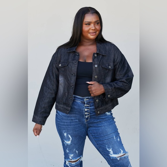 Full Size Collared Denim Jacket - Picture 5 of 8